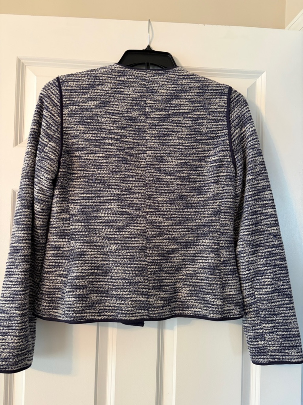 Ann Taylor Navy & White Textured Zip-Front Blazer - Picture 10 of 13